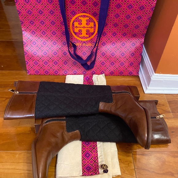 Boots - Picture 3 of 5